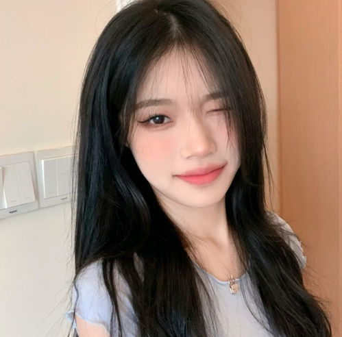 女生头像看不透的话还是模糊点好太模糊了反而不开心