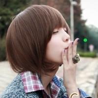 小清新清纯适合00后的短发女生头像,急需哦