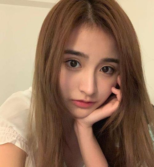 快乐大本营要增加新主持原来是她,17岁就获得华裔小姐季军