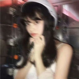 女生头像模糊重影个性十足2020女生模糊头像图片精选