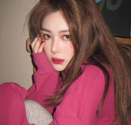 电量只剩1也要收藏的宝藏女头