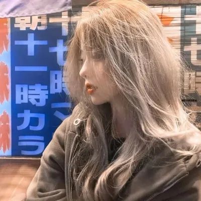女生头像因光而遇,追光而去