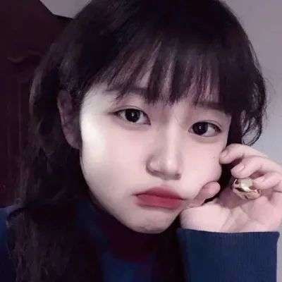 2021宝藏女孩真人气质微信头像日落过后带上一袋橘子回家吧