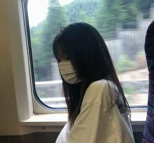 高质量头像女生真人文案