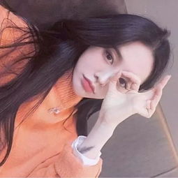 女生头像宁可孤独,也不违心390
