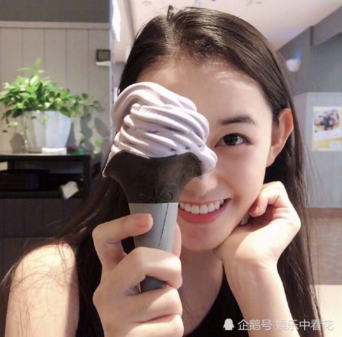 赵今麦女神是赵薇,蒋依依女神是杨幂,张子枫的女神最令人意外