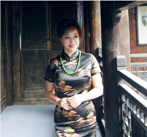 65岁刘晓庆演28岁女孩,不惧镜头霸气自信,曾直言要与岁月较劲