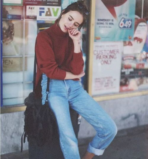 你每天都这么快乐,一定被很多人喜欢吧