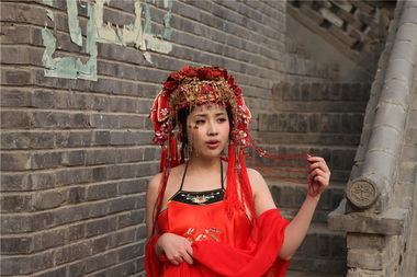 戴予桐红肚兜装自编自导拍卷珠帘mv