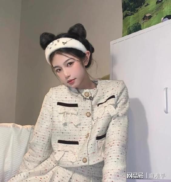 今年火了一种新发型猫耳扎发,洋气减龄,潮人都上头了