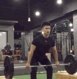 别瞎练了腹肌训练无法减掉肚腩,4个力量动作来帮你