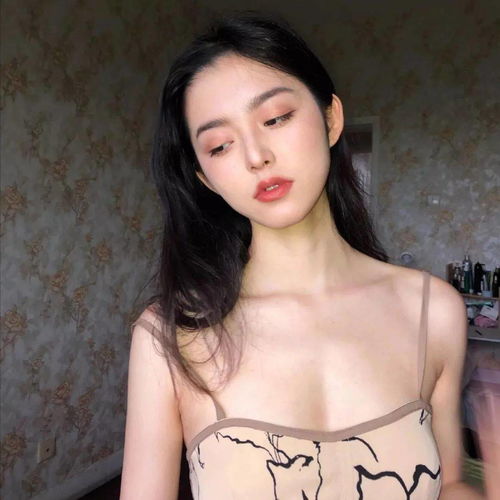 头像因为爱得义无反顾所以才输得体无完肤
