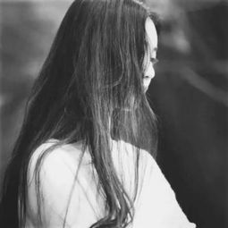 qq头像女黑白伤感头像没你不行