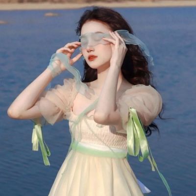 唯美高雅气质女生头像