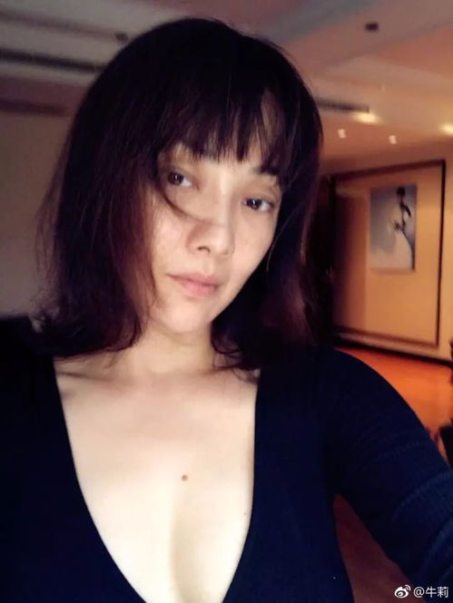 她曾是春晚一姐,郭冬临的媳妇,45岁身材似少女,风韵犹存