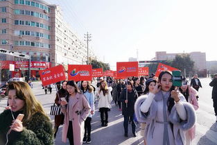 30名美女网红武功巡游,拉开中国首届网红网货节帷幕