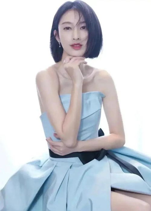 女星张俪温柔明艳,俏丽身姿,真惹人爱