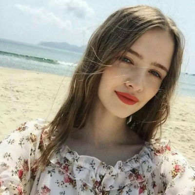 好看的欧美女生头像,大气又不失甜美女人味的