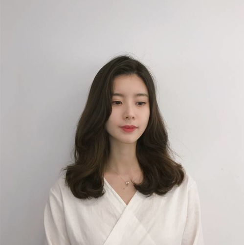 韩式中长发造型女神范