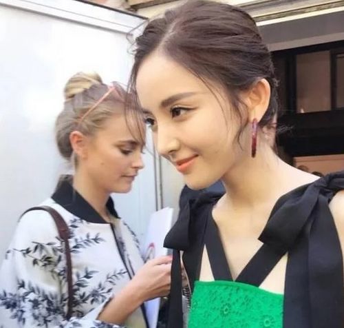 李小冉范冰冰刘亦菲景甜娱乐圈女星谁的皮肤最白
