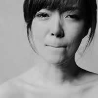 女生哭头像哭了