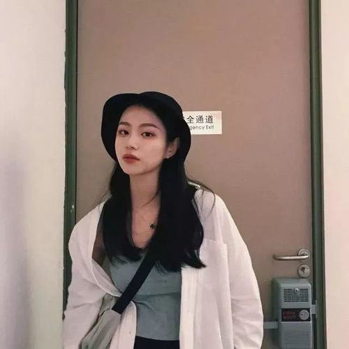 女生头像无所求,无所怨