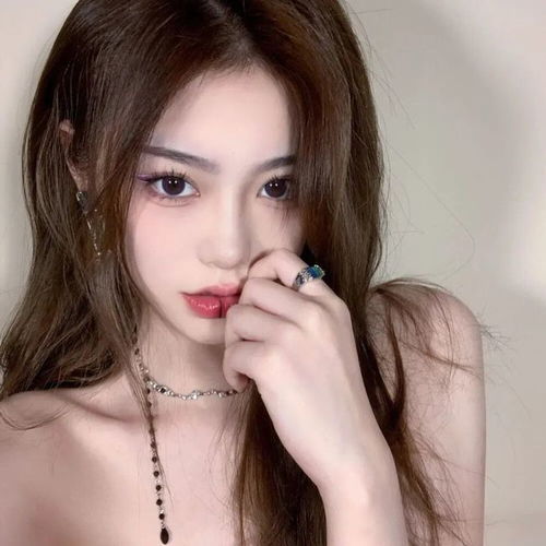 高级小众的绝绝子女生头像爱真的不是单凭几次心碎就能喊停的