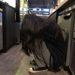 唯美背影女生头像