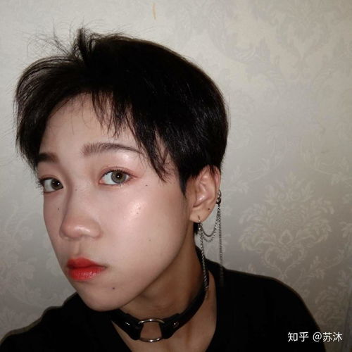 女生剪超短发中分的那种是什么感受