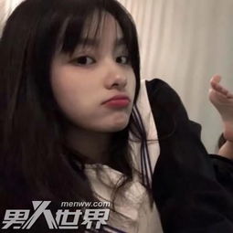 口述和女友做过最刺激的事在客厅接吻差点被她爸妈发现