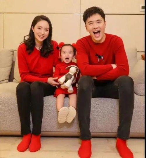 董璇晒照又美又酷,离开高云翔后越来越自信迷人