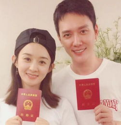 9年前她抢冯绍峰婚礼上的捧花,9年后她成他的妻子