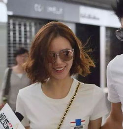 刘诗诗又剪短发了网友大妈头的她终于换对了发型