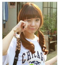 2013女生长发烫发发型