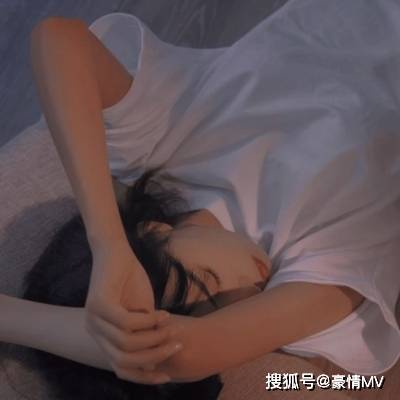 伤感意境美女头像图片伤感头像女生2021最新的