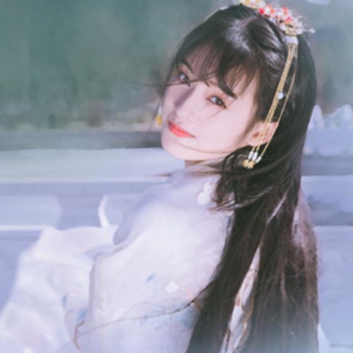 有哪些好看的古风小姐姐的真人头像,也可以真人头像图不少于10张