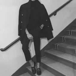 西装头像成熟稳重女路透