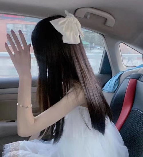 背影女生头像