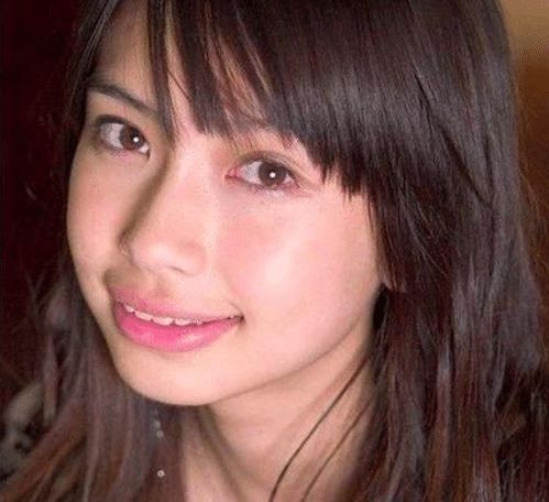 杨颖15岁丑照曝光被质疑整容,回应早知道整牙前不拍那么多照片