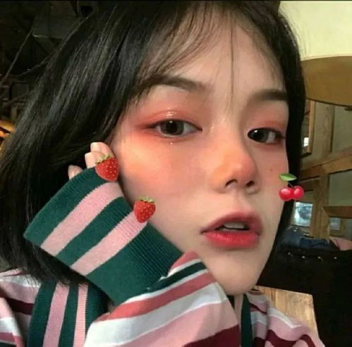 网易云音乐伤感热评,世界上能有多少人可以让你初见就很欢喜呢