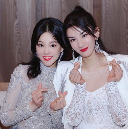 王思聪带网红美女逛街被拍,美女身份被扒出,身份背景大有来头