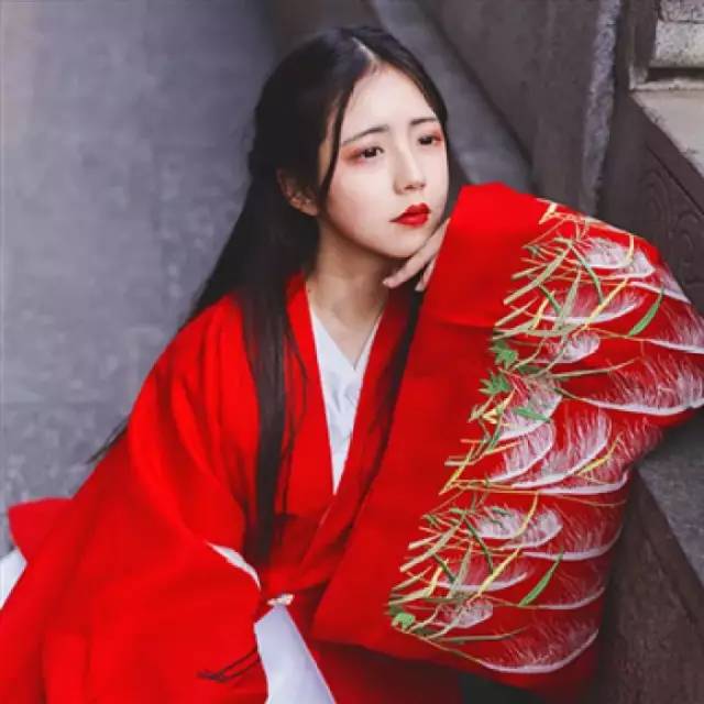 超适合女生qq的古风头像女生