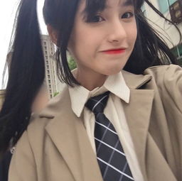人总是太过执着于第一眼看中的东西小清新气质阳光佛系女生头像