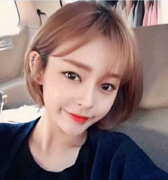 初秋短发和发色看一眼就会沦陷的发型