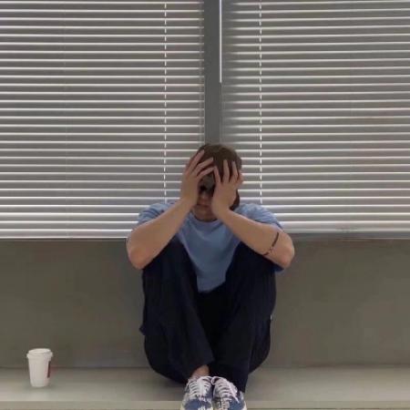 帅气男生头像真人拿命搏未来