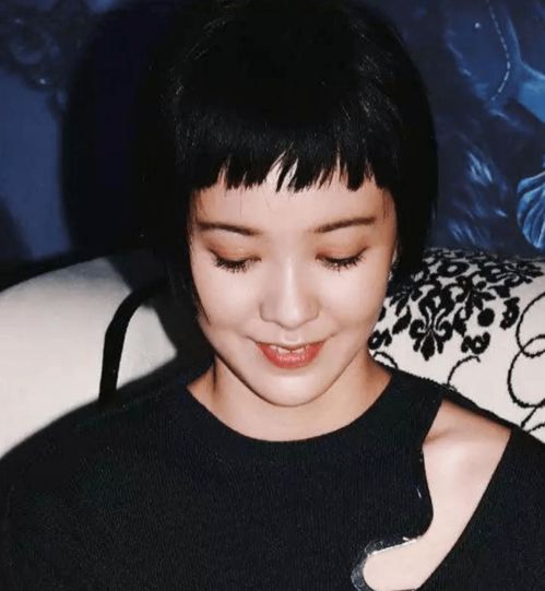 杨幂郭碧婷都成功脱身,为什么只有她8年难逃郭式审美的余威