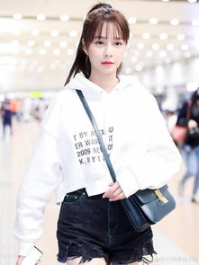 沈梦辰这样穿衣打扮太洋气了,女人都想多看一眼有品位