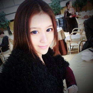 38岁谢雨欣20岁女儿近照曝光气质外貌妖冶