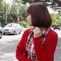 好看的侧脸短发女生头像