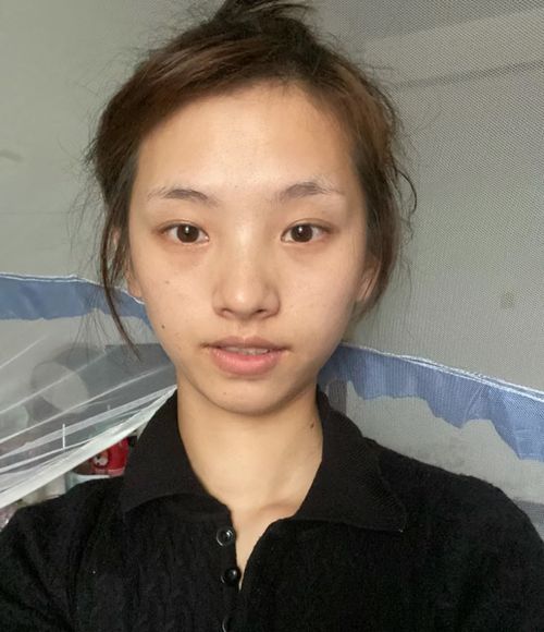 普通路人脸变身素颜美女